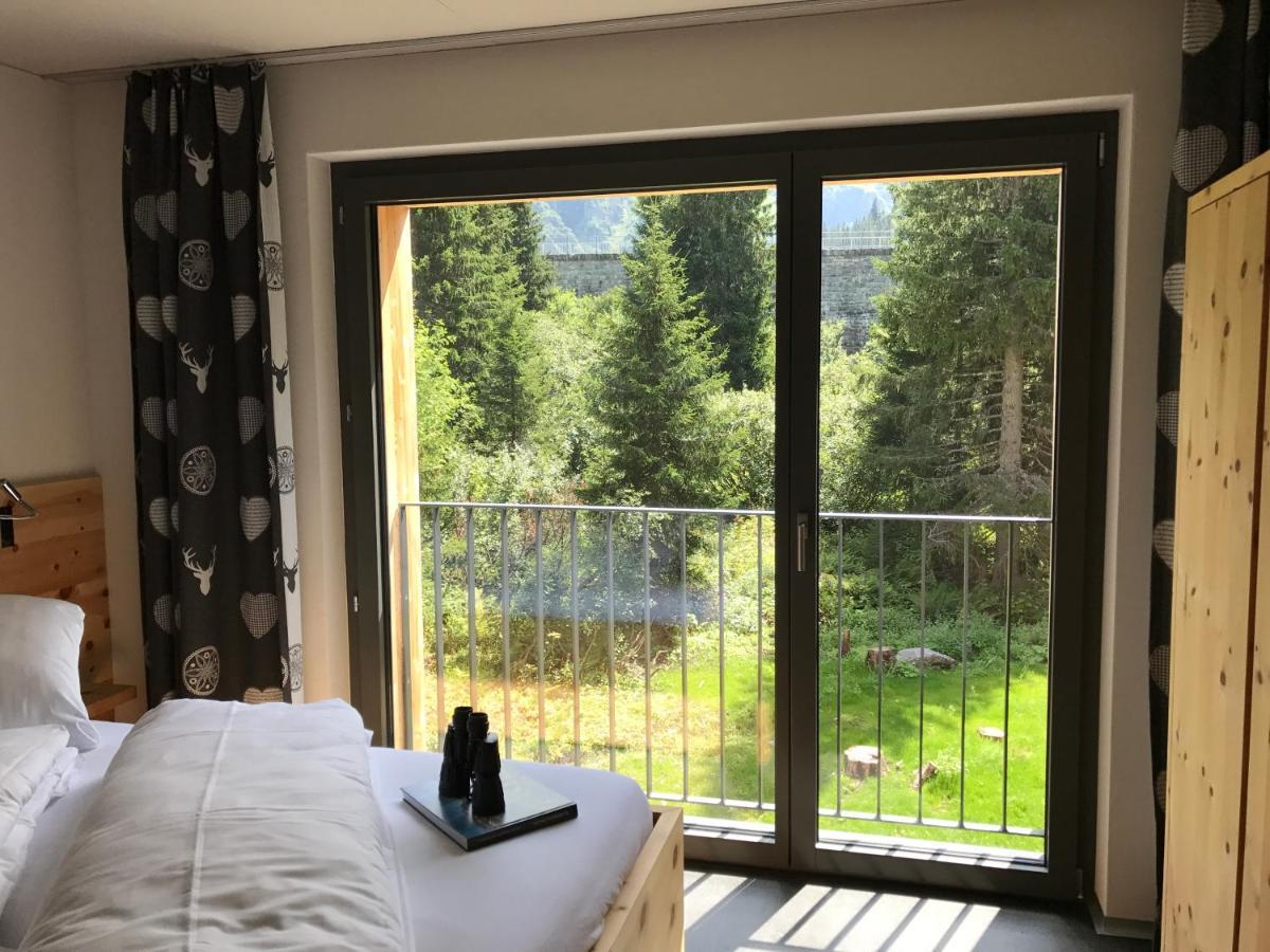 Berghotel Mettmen Schwanden  외부 사진