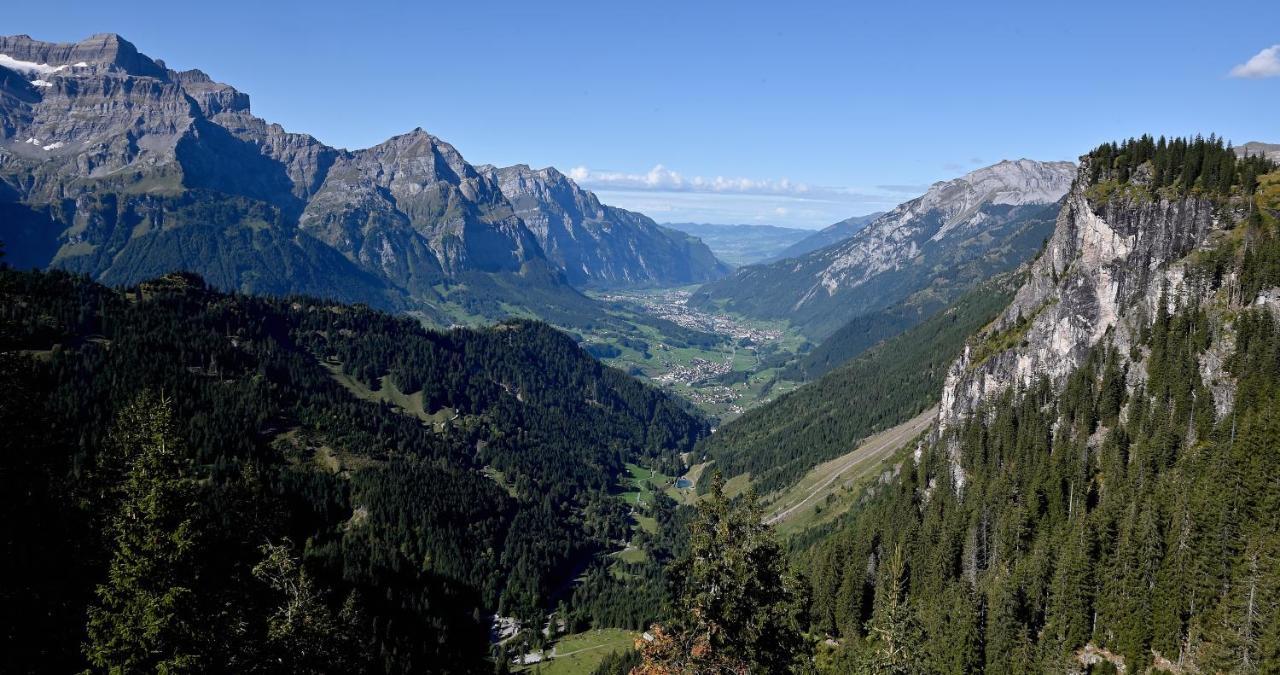 Berghotel Mettmen Schwanden  외부 사진
