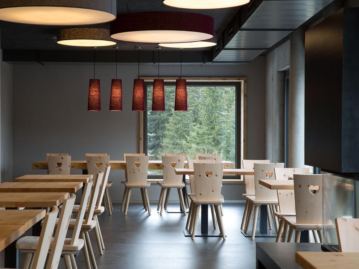 Berghotel Mettmen Schwanden  외부 사진