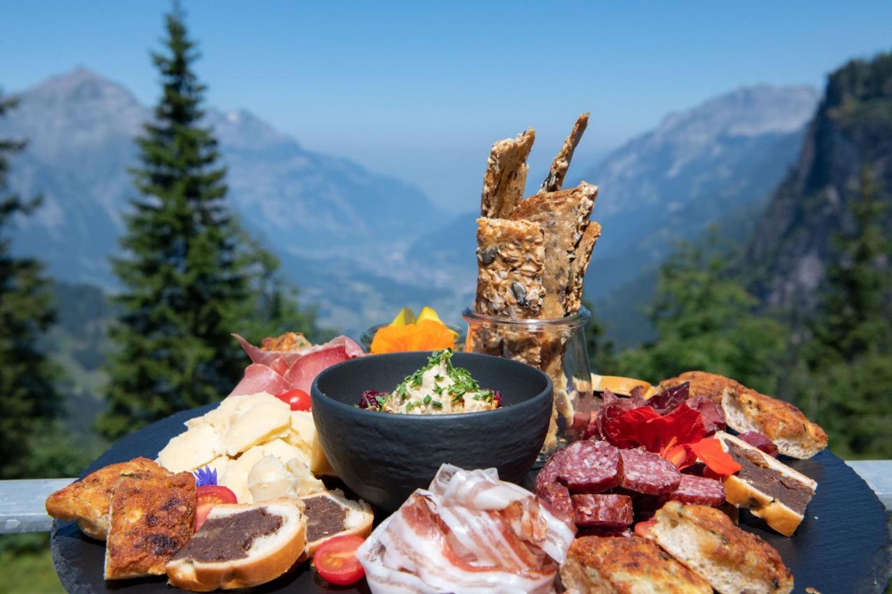 Berghotel Mettmen Schwanden  외부 사진